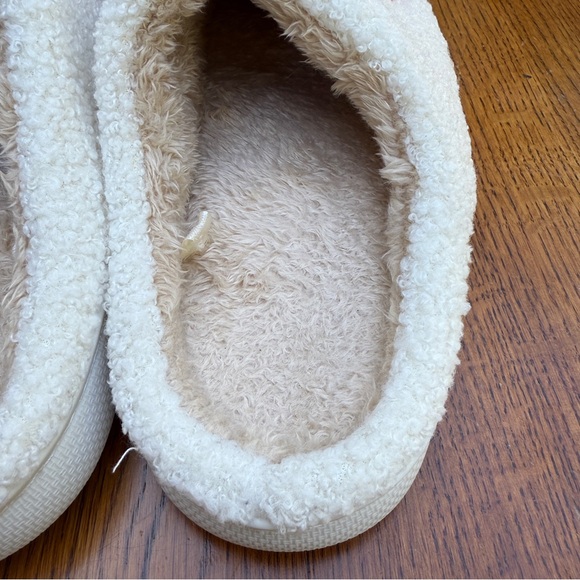 Halloween Pumpkin Slides Women’s Size SM 6-8 EUC Cute Fall Slippers White - Picture 6 of 9